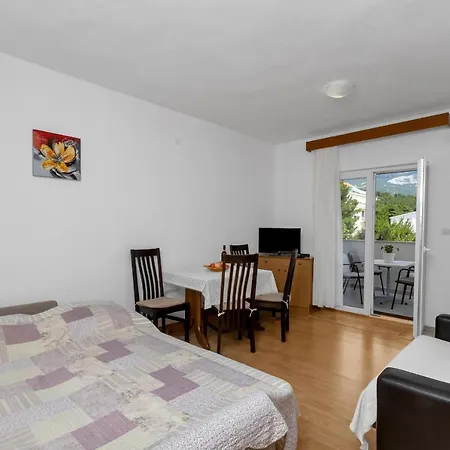 Apartments Ana Baska Voda