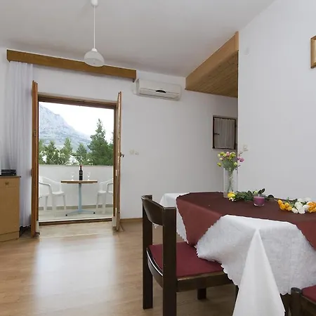 아파트 Ana 바스카보다