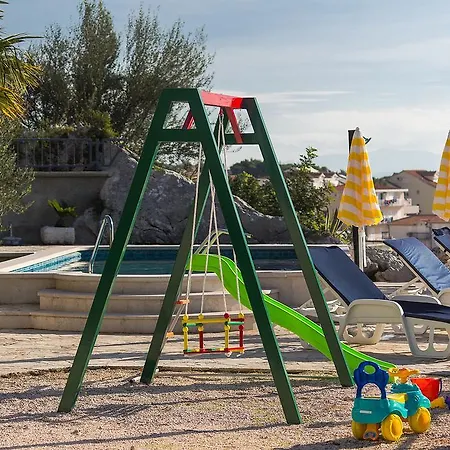 Apartments Ana * Baska Voda