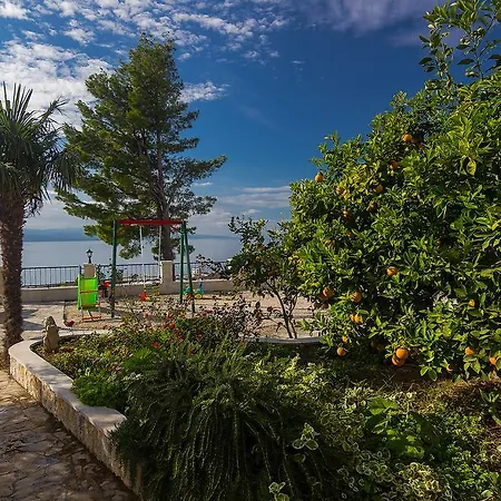 Apartments Ana Baska Voda