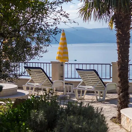 Apartments Ana Baska Voda