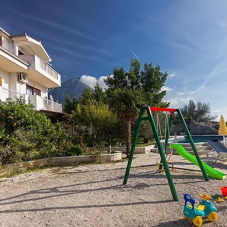Apartments Ana Baska Voda